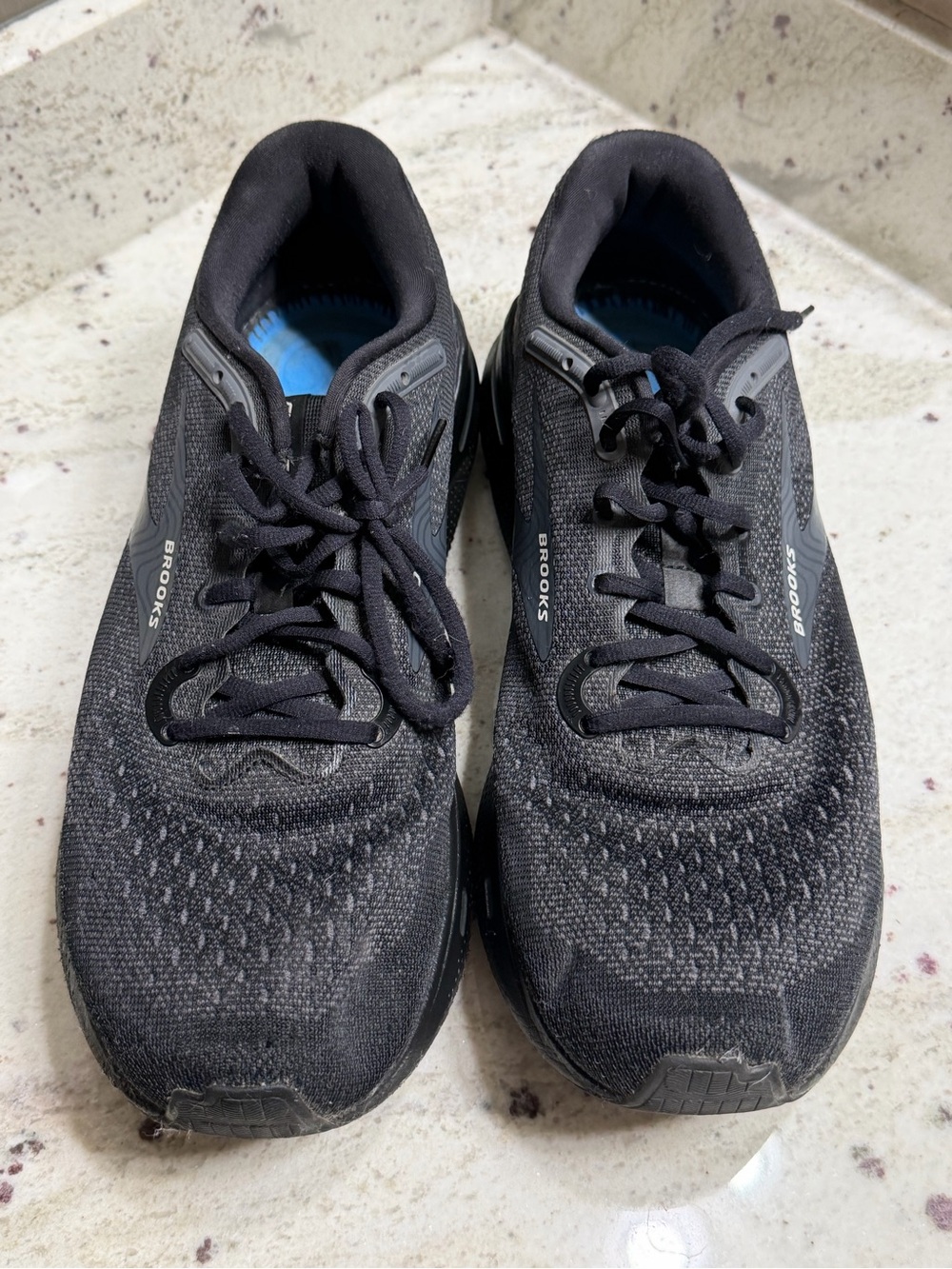 Brooks Ghost Max Men’s Size 13 D Black Running Walking Shoes 110406